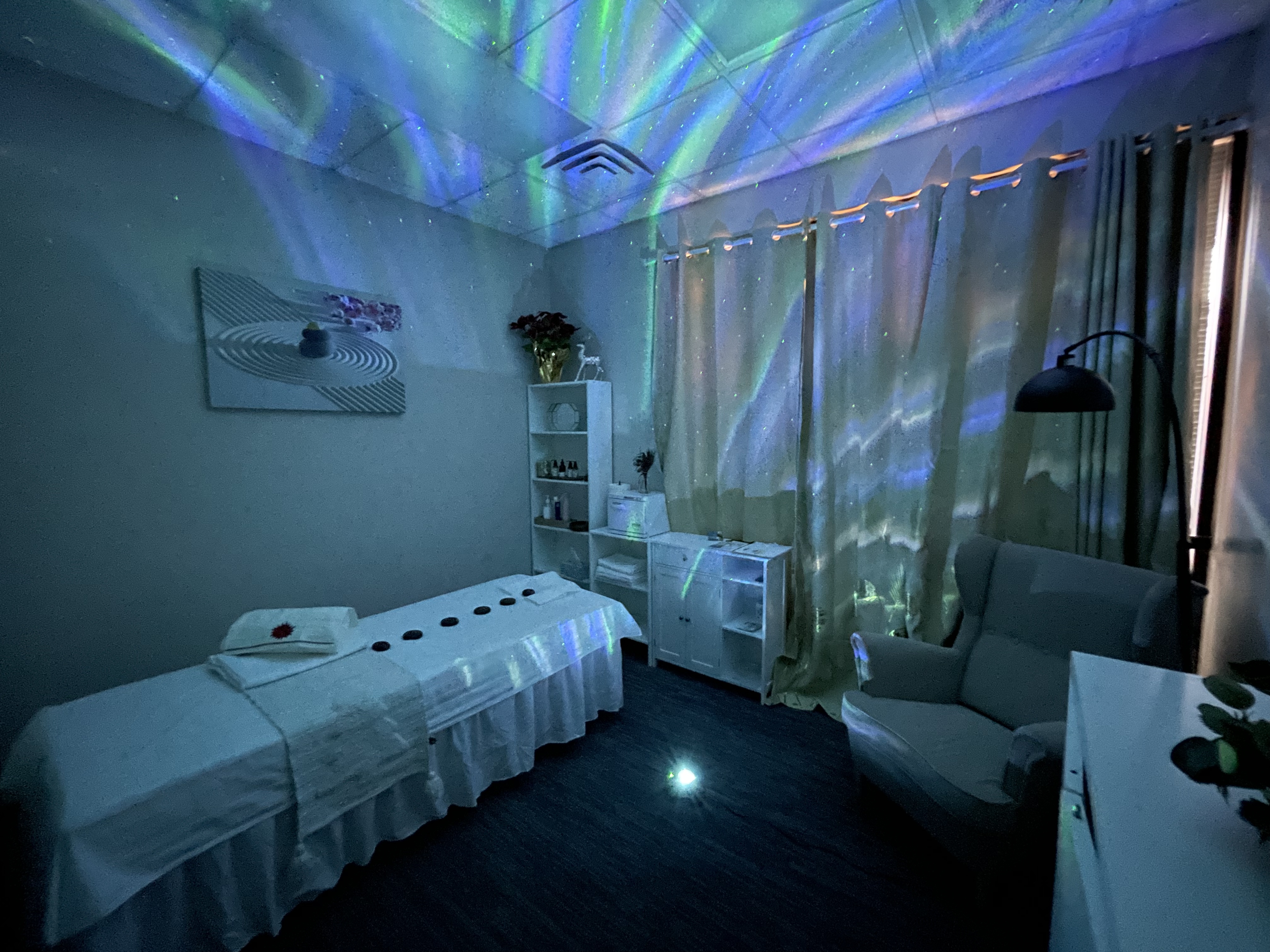 Vibrant Colors for a Soothing Experience